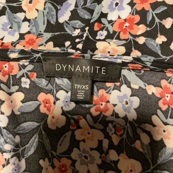 Floral blouse - Picture 4 of 5